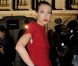 Laura Smet, ravissante en rouge et noir, arrive à l'École Nationale Supérieure des Beaux-Arts pour le défilé Lanvin printemps-été 2013. Paris, le 27 septembre 2012.