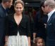 Jennifer Lopez a emmené sa fille Emme assister au défilé Chanel le 2 octobre 2012 à Paris, au Grand Palais