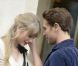 Taylor Swift en charmante compagnie sur le tournage de son nouveau clip à Paris, le 1er octobre 2012.