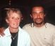  Yannick Noah et sa maman Marie-Claire lors d'une conférence de presse à Paris le 27 avril 1994 