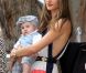 Alessandra Ambrosio en famille lors du 3e Veuve Clicquot Polo Classic annuel, à Los Angeles, le 6 octobre 2012