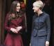 Catherine, duchesse de Cambridge et le prince William étaient les invités de l'Honorable Société du Middle Temple, une des quatre  Inns of Court , à Londres, le 8 octobre 2012, pour rencontrer des lauréats des bourses royales et inaugurer celle à leur nom.