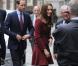Catherine, duchesse de Cambridge et le prince William étaient les invités de l'Honorable Société du Middle Temple, une des quatre  Inns of Court , à Londres, le 8 octobre 2012, pour rencontrer des lauréats des bourses royales et inaugurer celle à leur nom.
