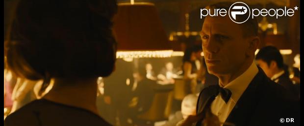 Extrait du film Skyfall avec la réplique mythique, "Mon nom est Bond, James Bond"
