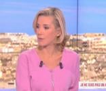 Laurence Ferrari anime le débat sur le Premier ministre Jean-Marc Ayrault dans  Le Grand 8 , sur D8, le 15 octobre 2012.