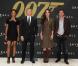 Naomie Harris, Daniel Craig, Bérénice Marlohe, Javier Bardem lors du photocall à New York pour la promotion du film Skyfall le 15 octobre 2012