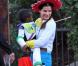 Sandra Bullock et son fils déguisés pour Halloween 2012.