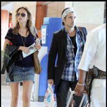Colin Farrell et Alicja Bachleda-Curus à l'aéroport de Los Angeles le 1er décembre 2009.