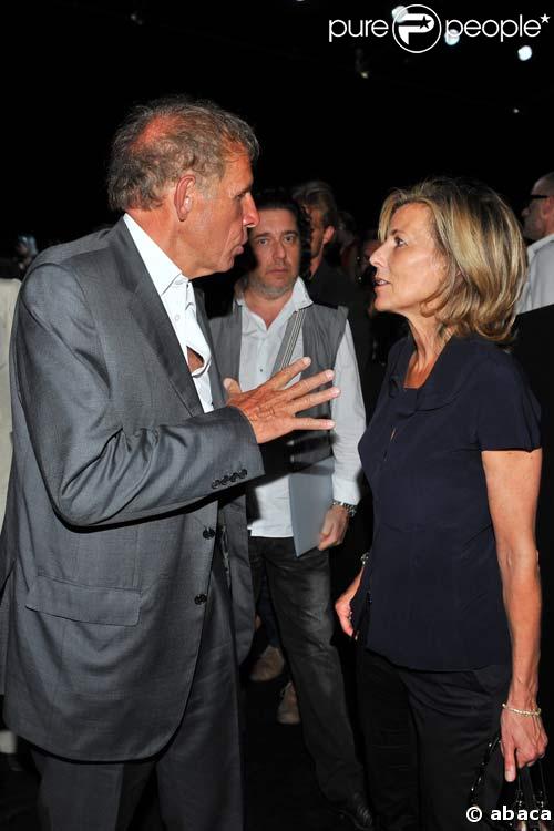 Claire Chazal et PPDA en grande discussion lors du défilé Dior, le 30/06/08