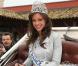 Marine Lorphelin, Miss France 2013, rayonnante, lors de son retour dans sa ville natale, Charnay-les-Macon en Bourgogne, le 19 décembre 2012