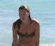 Kate Moss et Jamie Hince se détendent sur une plage à Saint-Barthélémy le 19 decembre 2012