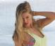 La sublime Doutzen Kroes surprise en pleine séance photo sur une plage à Saint-Barthélemy. Le 15 décembre 2012.