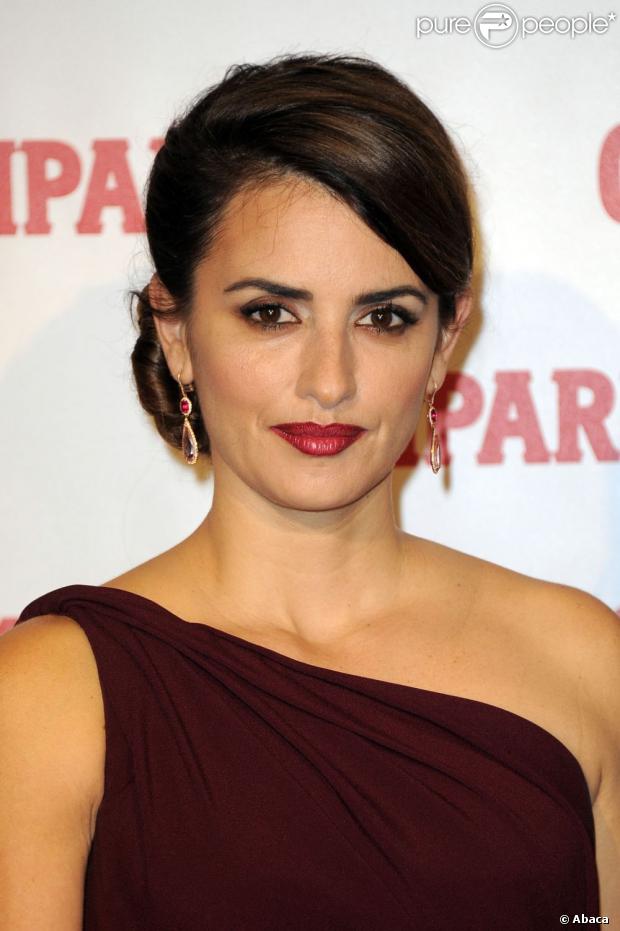 Penélope Cruz lors de la présentation du calendrier Campari 2013 à Rome, le 13 novembre 2012.