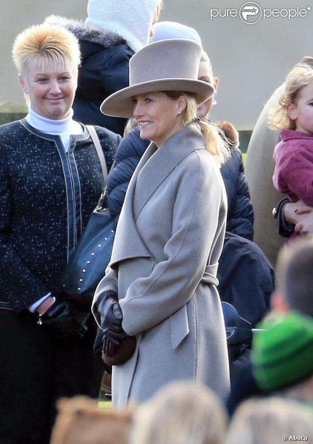 CASA REAL BRITÁNICA - Página 58 1015720-sophie-countess-of-wessex-arrives-at-620x0-1