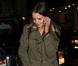 Katie Holmes au téléphone à Broadway (New York), le 29 décembre 2012.