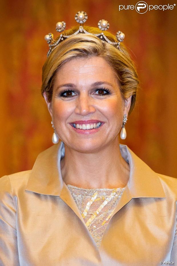 CASA REAL HOLANDESA - Página 16 1032201-dutch-princess-maxima-walks-to-a-620x0-1