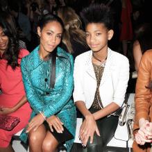 Jada Pinkett Smith et Willow Smith au premier rang du défilé Michael Kors, à New York, le 13 février 2013.