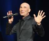 Nicolas Canteloup sur la scène de Bobino pour la grande soirée humoristique "Europe 1 fait Bobino", le 18 février 2013