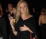 Prince Harry: Fou d'amour avec Cressida Bonas, incapable de contrôler la passion