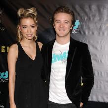 Christian Serratos et Michael Welch de Twilight en octobre 2012