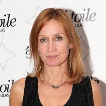 Catherine Marchal pose lors de l'avant-première du film Un p'tit gars de Menilmontant à Paris le 26 février 2013.