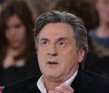 Daniel Auteuil : Fou de réalisation, il s'amourache d'Amélie Nothomb