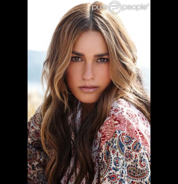 Le mannequin Yasmin Le Bon et sa fille Amber sont les nouveaux visages de la campagne printemps-été 2013 de Monsoon.