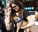Khloe Kardashian amincie et en pleine séance shopping à West Hollywood, le 13 mars 2013.