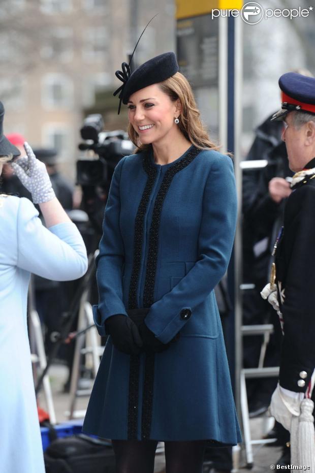 CASA REAL BRITÁNICA - Página 80 1081807-kate-middleton-la-duchesse-de-620x0-1