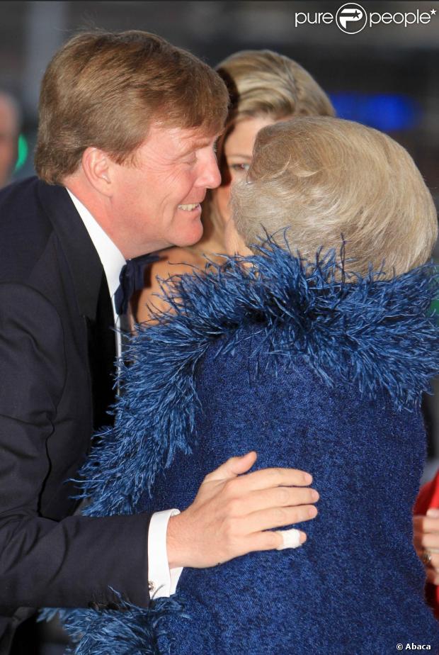 CASA REAL HOLANDESA - Página 32 1099641-queen-beatrix-prince-willem-alexander-620x0-1