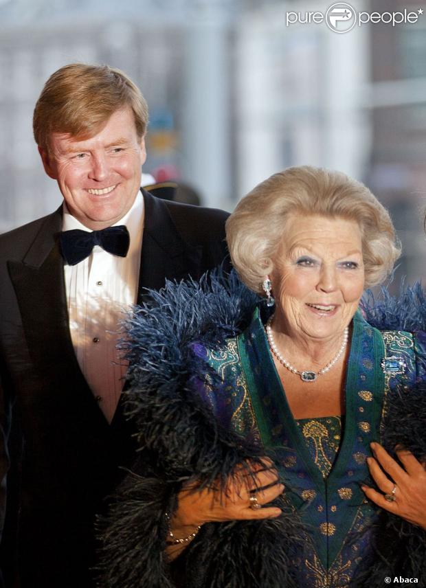 CASA REAL HOLANDESA - Página 32 1099642-queen-beatrix-prince-willem-alexander-620x0-1