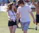 Emma Roberts et Evan Peters au 2e jour du Festival de musique de Coachella à Indio le 13 avril 2013.