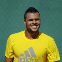 Jo-Wilfried Tsonga, ravi lors d'un entraînement avant ses débuts au tournoi de Monte Carlo le 15 avril 2013