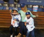 Britney Spears : Fan de base-ball, elle s'éclate avec ses craquants fistons