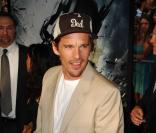 Ethan Hawke à la Première mondiale de Batman The Dark Knight