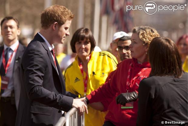 CASA REAL BRITÁNICA - Página 86 1108843-le-prince-harry-d-angleterre-est-venu-620x0-1