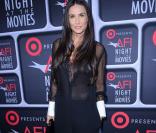 Demi Moore : Rayonnante et en forme au côté de Cher et Harrison Ford