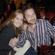 Céline Charioux et Édouard Baer à la soirée de Gala Les P'tits Cracks au Pavillon Champs-Elysées à Paris, le 25 avril 2013.