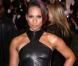 Alicia Keys au Metropolitan Museum of Art pour le gala annuel du Costume Institute orchestré par la rédactrice en chef du magazine Vogue US et directrice artistique du groupe Condé Nast Anna Wintour. La soirée avait pour thème "Chaos to couture exhibition". A New York, le 6 mai 2013.    