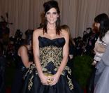 Ashley Greene au Metropolitan Museum of Art pour le gala annuel du Costume Institute orchestré par la rédactrice en chef du magazine Vogue US et directrice artistique du groupe Condé Nast Anna Wintour. La soirée avait pour thème "Chaos to couture exhibition". A New York, le 6 mai 2013.