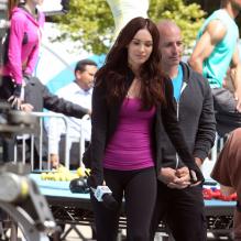 Megan Fox au côté de Will Arnett sur le tournage de Tortues Ninja dans le Midtown, New York, le 7 mai 2013.