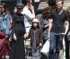  Meg Ryan et ses enfants Jack Quaid et Daisy True dans les rues de New York, le 12 mai 2013. 
  