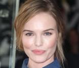 Kate Bosworth lors de l'ouverture de la boutique Topshop au centre commercial The Grove à Los Angeles. Le 14 février 2013.