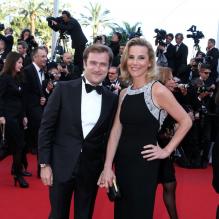 L'animatrice Laurence Ferrari et son mari Renaud Capuçon à la montée des marches du film Le Passé, lors du 66e Festival du film de Cannes, le 17 mai 2013.