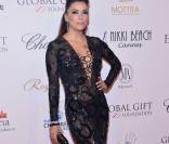 Eva Longoria : Sexy en transparence ou caliente en minishort au Global Gift Gala