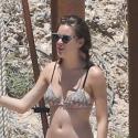 Tallulah Willis sèche la fête des mères et dévoile son corps parfait en bikini