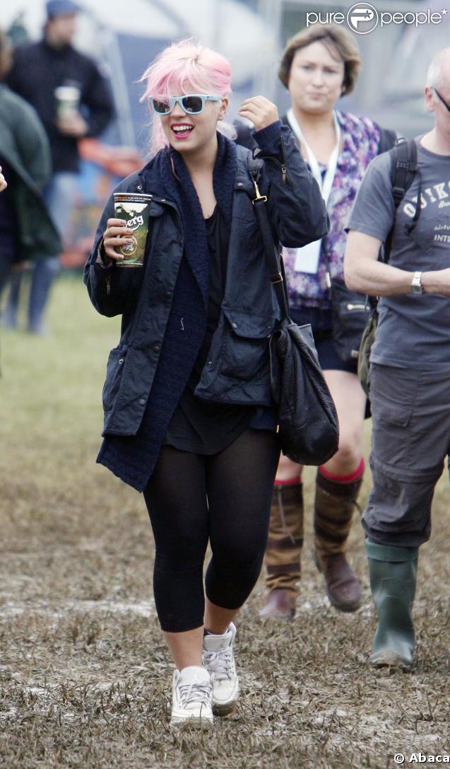 Lily Allen au Glastonbury Festival