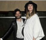 Cannes 2013 : Daphné Bürki, enceinte, et Gunther Love swinguent pour Phoenix