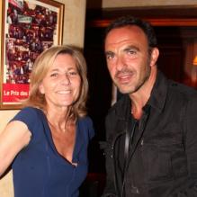 Claire Chazal et Nikos Aliagas lors de la soirée du Prix des Editeurs 2013 au café-restaurant littéraire "Les Editeurs" à Saint-Germain-des-près à Paris, le 18 juin 2013.
