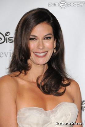 Teri Hatcher 